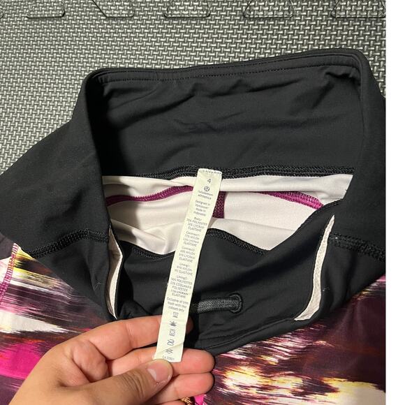 Lululemon Speed Tight Berry Print High Rise Legging Womens Size 4 - Picture 2 of 4
